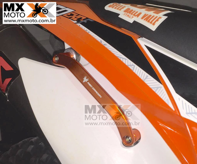 Alça Lateral Traseira / Desatolador  RED DRAGON SXF 16/18 - EXC 17/19 ( Laranja ou Preta )