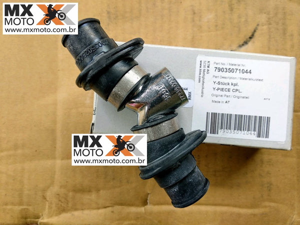 Junção em Y do Radiador Original KTM SXF, SX, SXC 15 a 18 / EXC, XC, EXCF, XCW 17 a 19  / Husqvarna - 16 a 18 - 79035071044