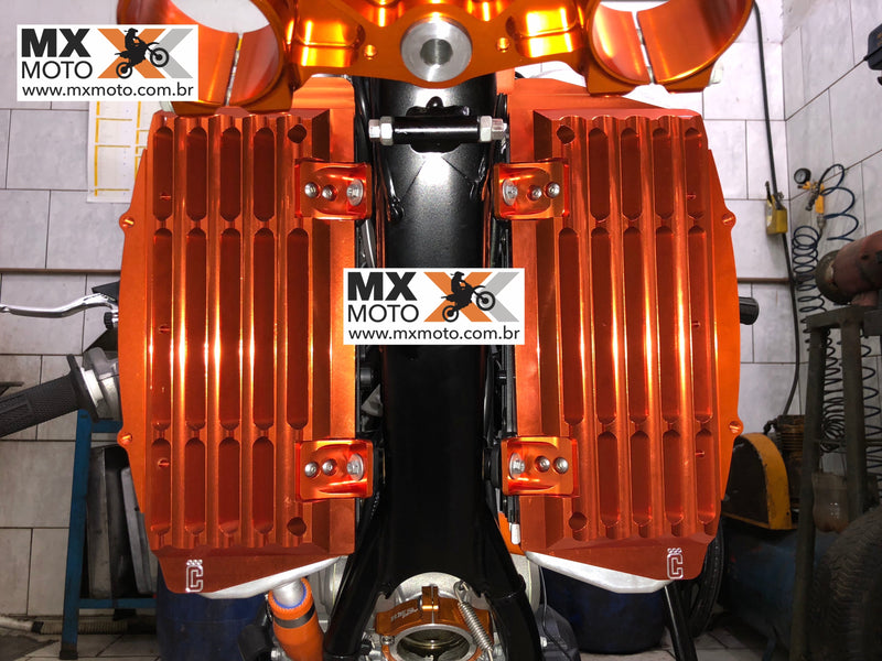 Protetor Radiador Corona Usinado em Aluminio para KTM e Husqvarna 2T e 4T 2024 e 2025 , Gas Gas 2024  e 2025 ( Cores a escolher - Laranja, Azul, Prata, Preto, Vermelho )