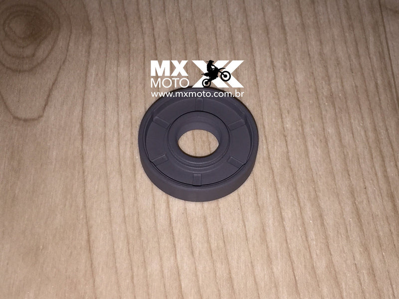 Retentor Bomba Dagua Original 12X30X7 KTM 4T 250 a 990 2003 a 2025 - Husqvarna 14 a 25 - Gas Gas 21 a 25 - Beta 350RR - 0760123073